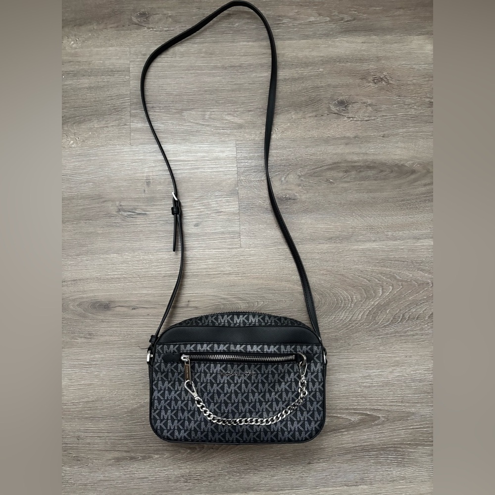 Michael Kors Jet Set Crossbody